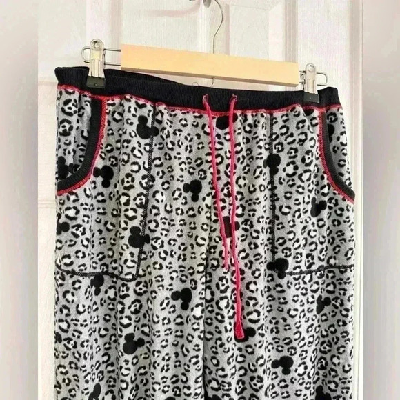 Disney Mickey Mouse Fleece Pajama Set - 2 Pieces - Picture 5 of 7